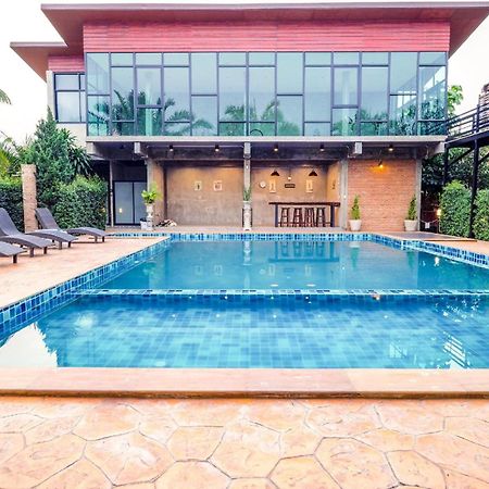 Capital O 727 Be One Resort Chiang Rai Exteriör bild