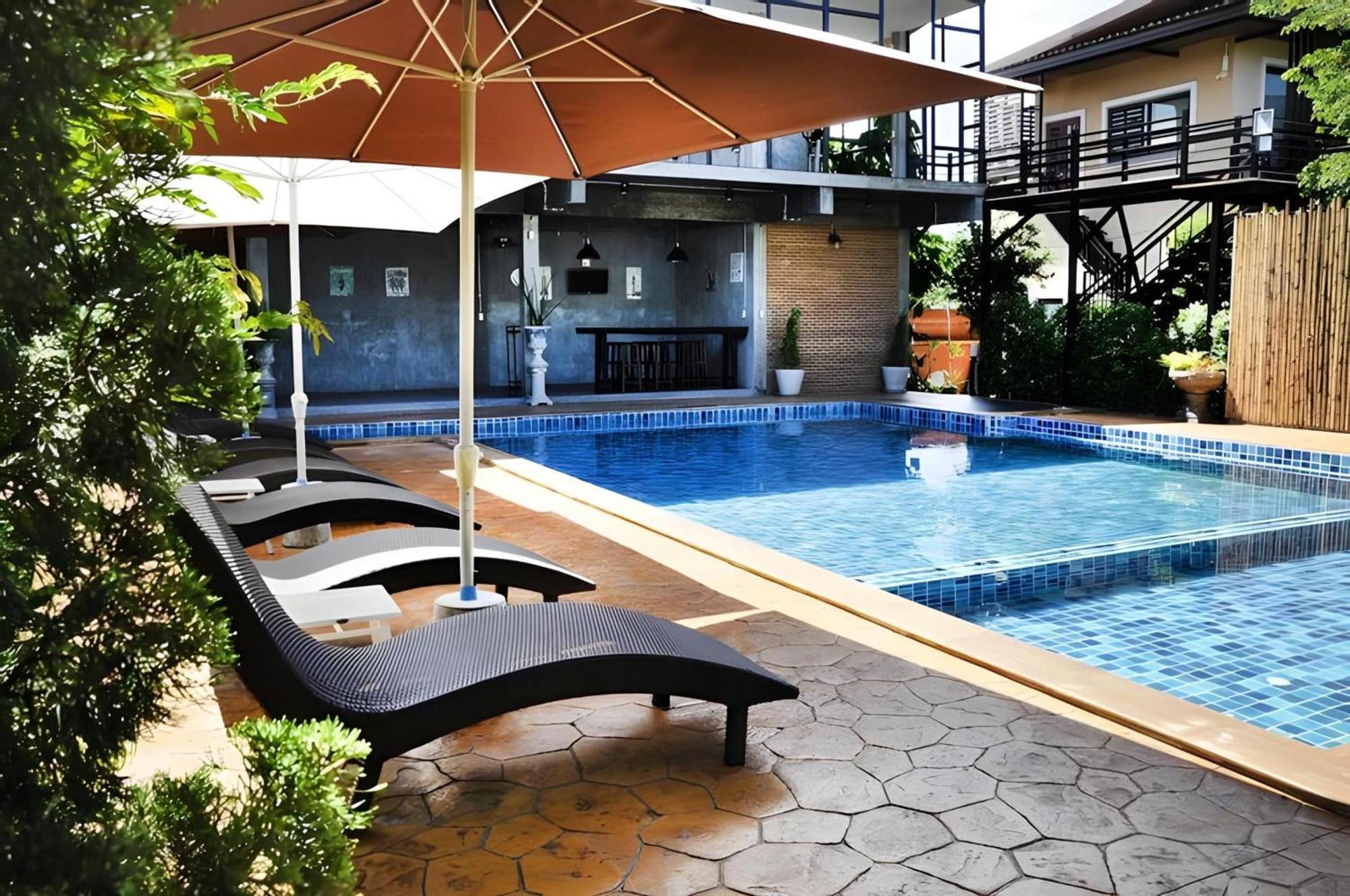 Capital O 727 Be One Resort Chiang Rai Exteriör bild
