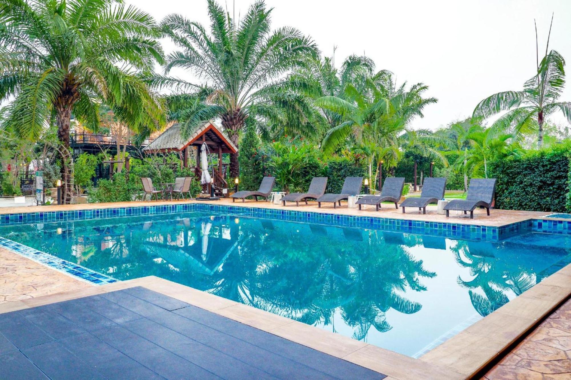 Capital O 727 Be One Resort Chiang Rai Exteriör bild