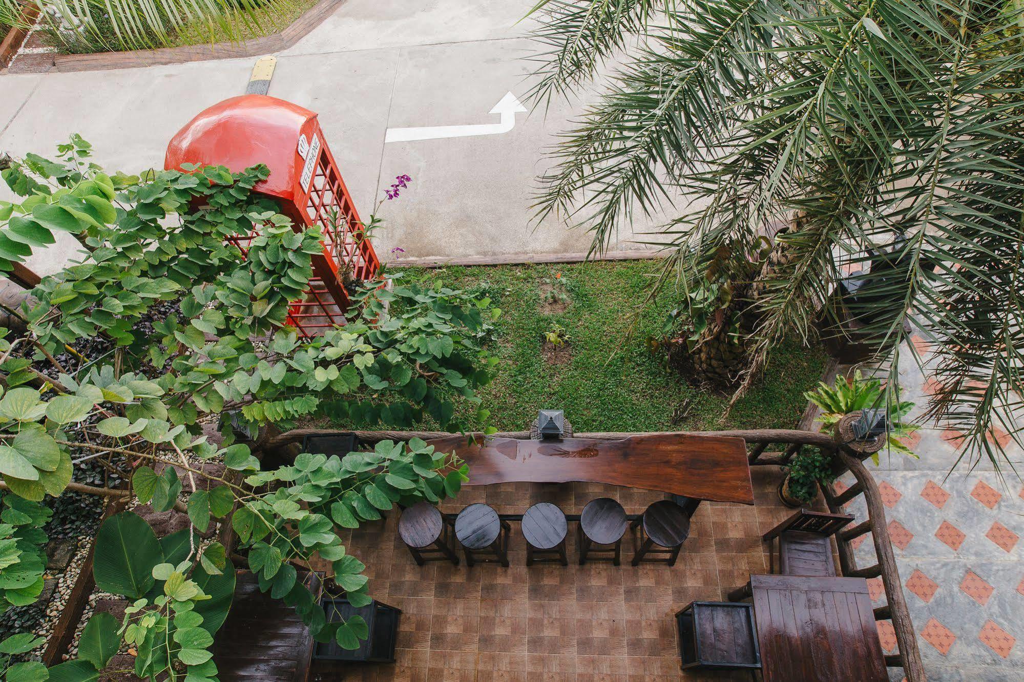 Capital O 727 Be One Resort Chiang Rai Exteriör bild